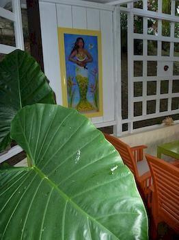 Sugarapple Inn Saint Vincent Exterior photo