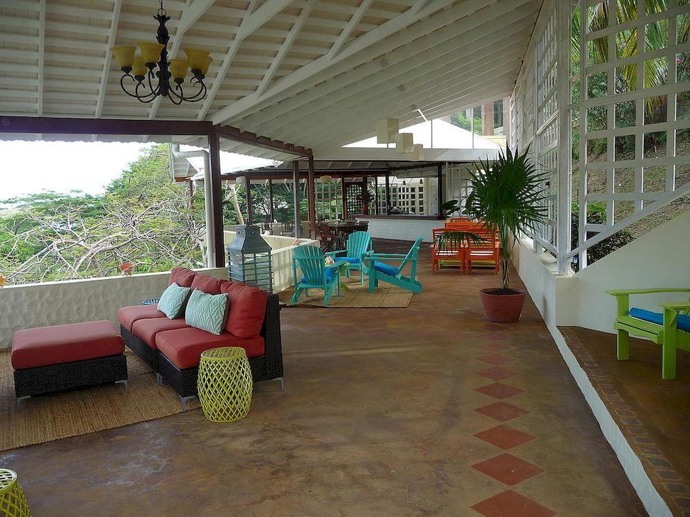 Sugarapple Inn Saint Vincent Exterior photo